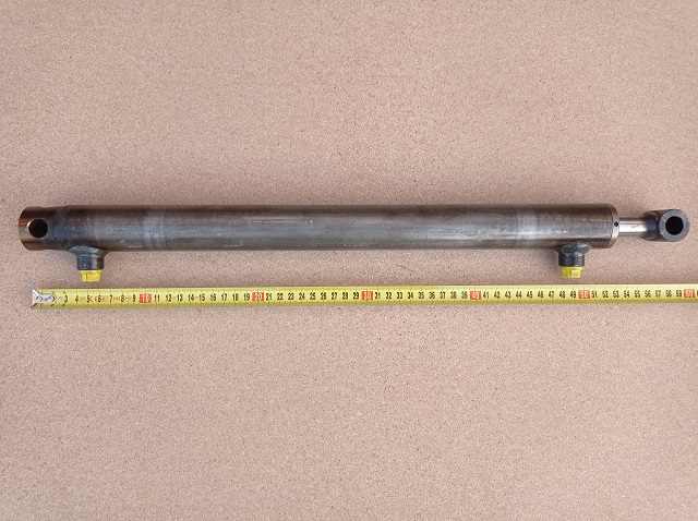 Hydraulický valec 32/20×400