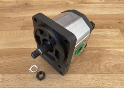 Hydromotor na pneumatickú sejačku