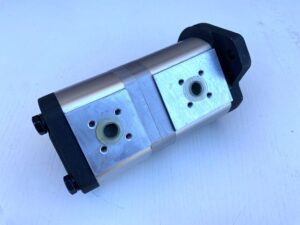 RE6886, RT7700036351,7700036171, 7700036351,   John Deere 3410, John Deere 3310, John Deere 3400, John Deere 3300, John Deere 3200, John Deere 3100, John Deere 3130