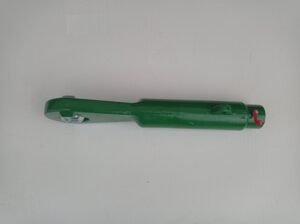 Tiahlo zadných ramien na John Deere 7530 Premium. Teleso zdvíhacieho ramena. Lift link Body. L 200748, L 156840